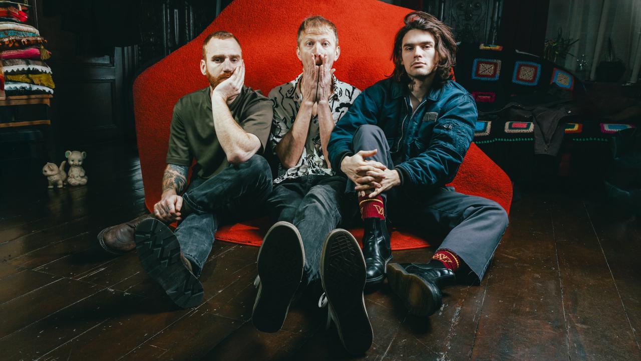 La Jungle + Adult DVD + Theatre + Chest. + Spice Gueuses (DJ set)